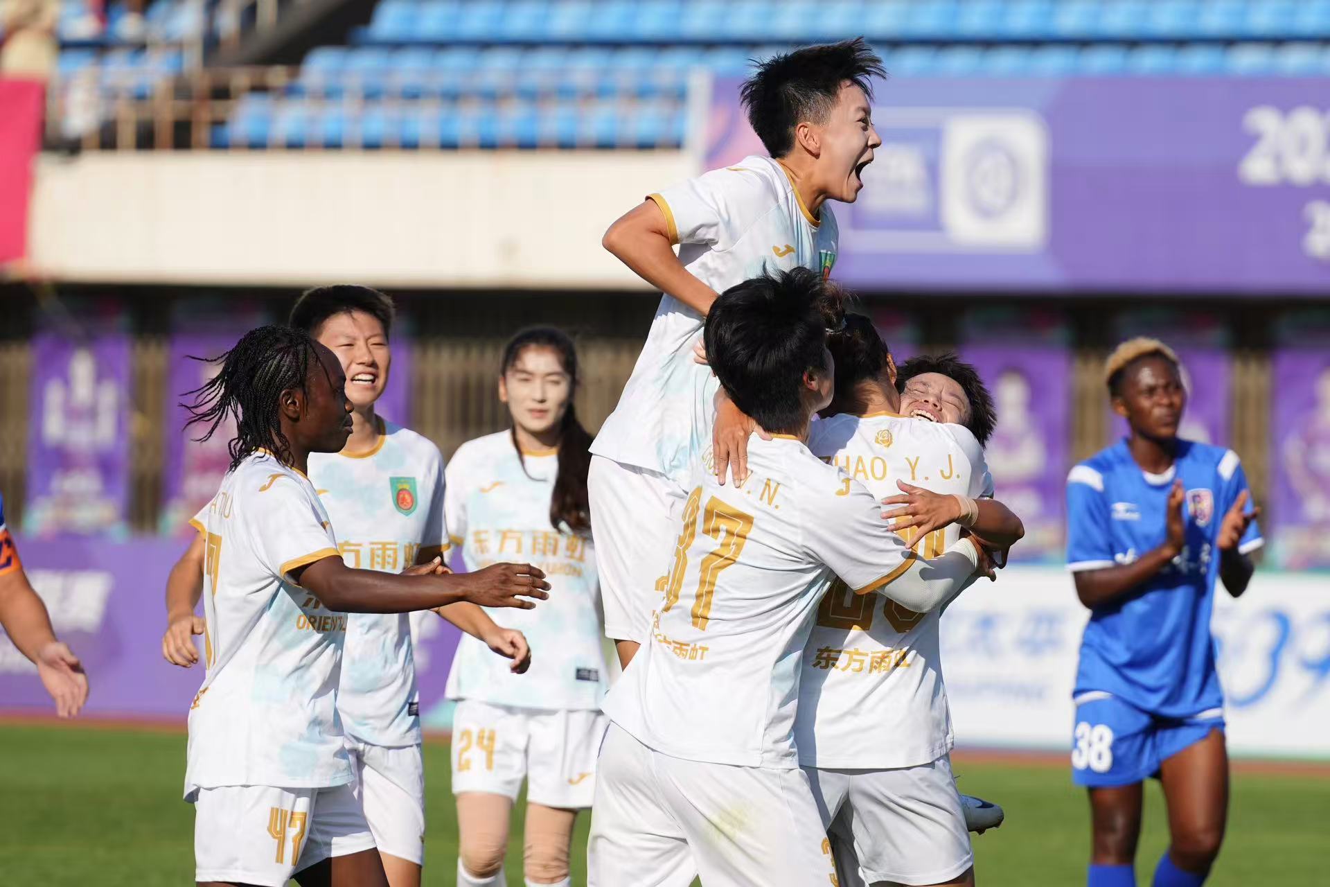 C7娱乐下载-关于强队：女足比赛冠军杯赛季前热身拉开序幕的信息