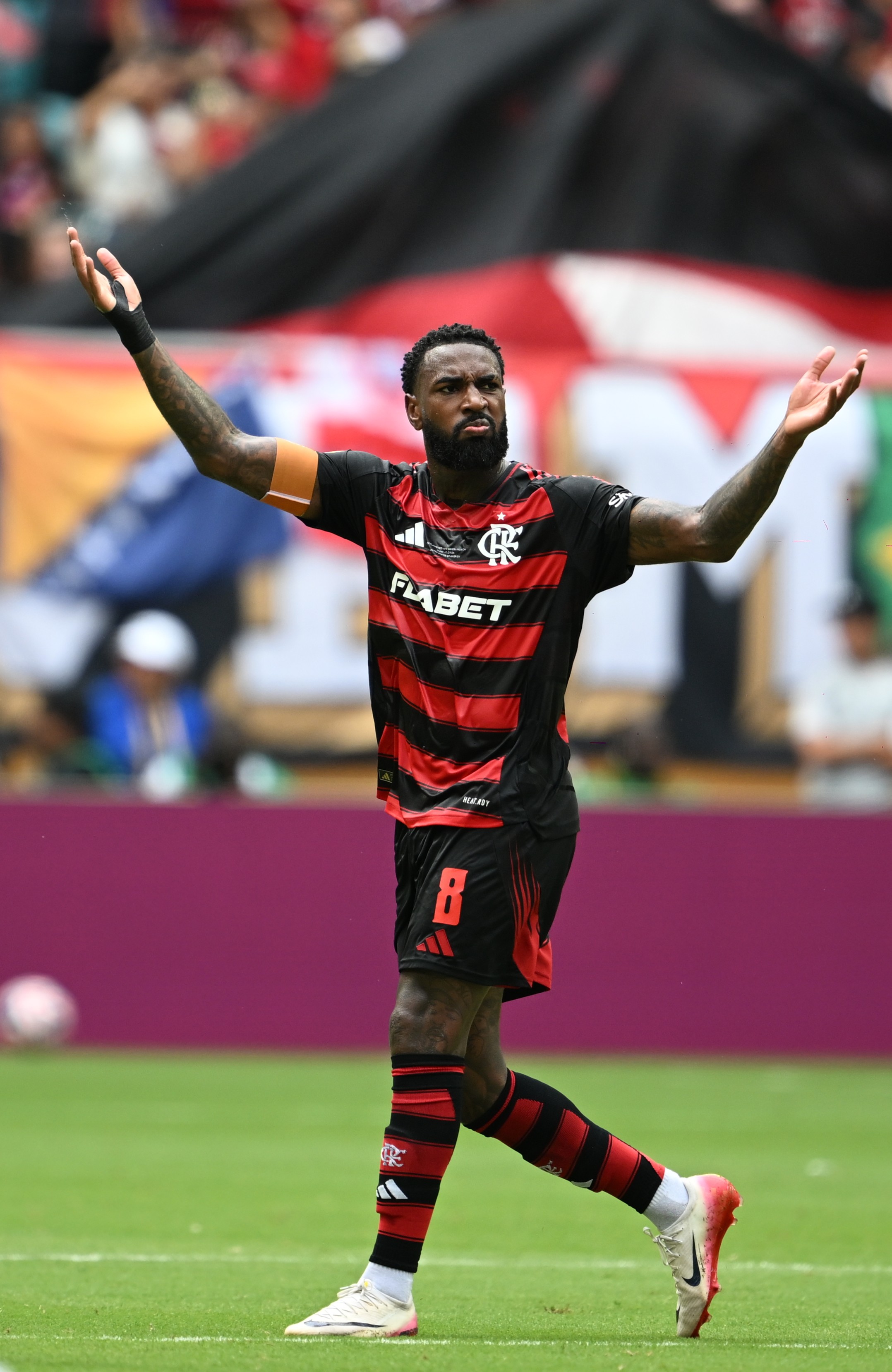 关于拜仁慕尼黑连胜势如破竹，夺冠前景备受期待的信息