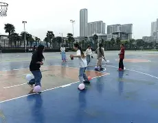 足球天地一场华丽的盛宴，焦点纷呈引人瞩目(足球天下)